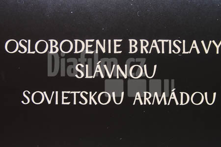 Osvobození Bratislavy slavnou Sovětskou armádou