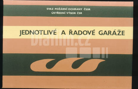 Jednotlivé a řadové garáže