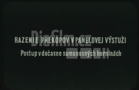 Ražení průkopů v panelové výstuži
