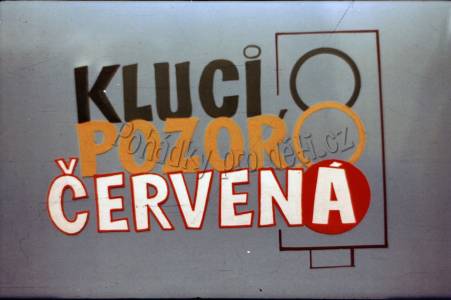 Kluci, pozor červená