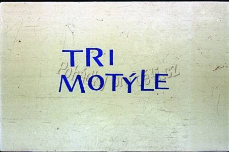 Tri motýle