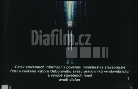 Regálové zakladače